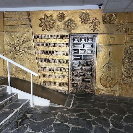Superbe Apartement En Residence Avec Piscine Roses Eksteriør billede