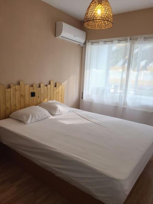 Superbe Apartement En Residence Avec Piscine Roses Eksteriør billede